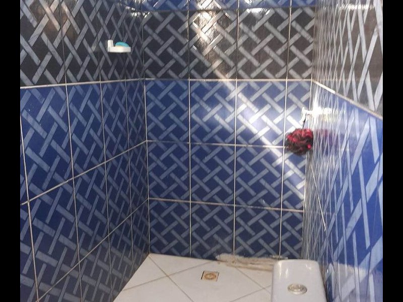 Casa à venda Aerolândia com 300m² e 2 quartos por R$ 115.000 - 1257801222-12-banhairo-1.jpg