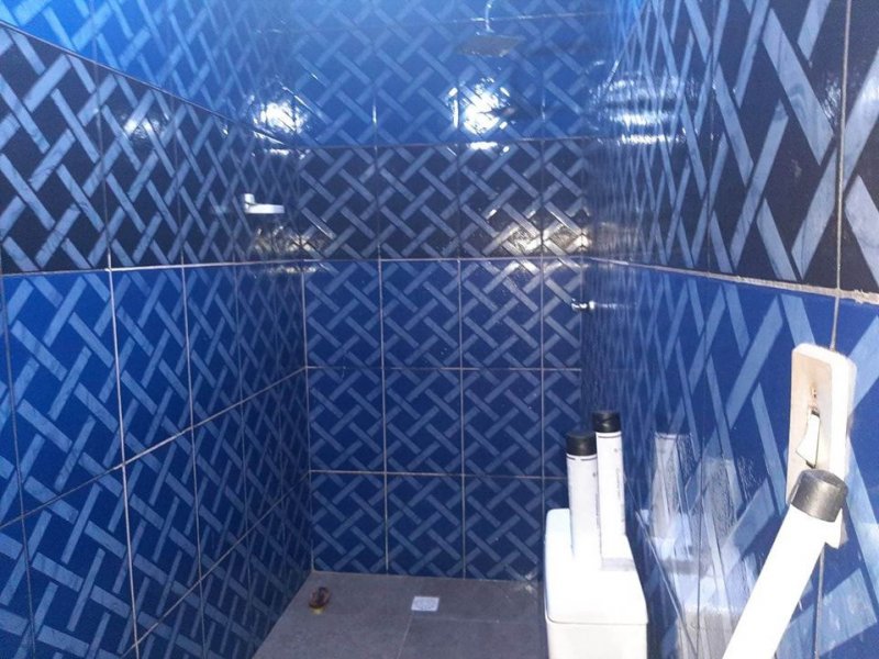 Casa à venda Aerolândia com 300m² e 2 quartos por R$ 115.000 - 1933640268-11-banheiro.jpg