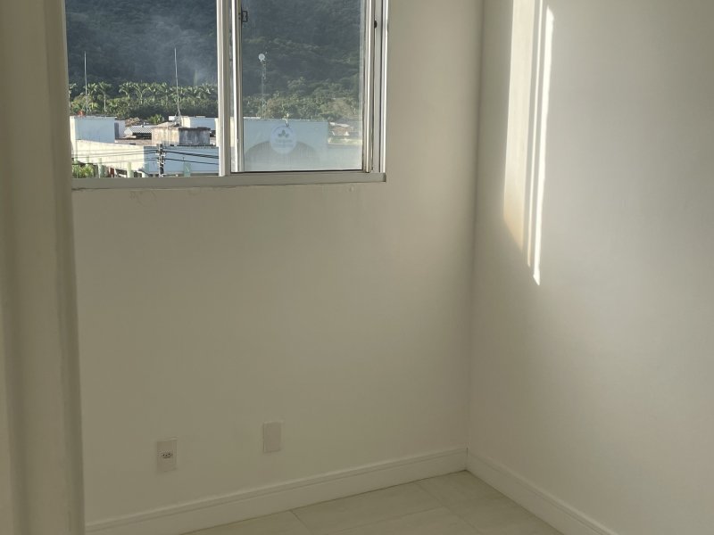 Apartamento à venda Vargem Grande com 55m² e 3 quartos por R$ 200.000 - 841452622-c4a3a752-a042-4616-acc5-a8b529fca8b3.jpeg