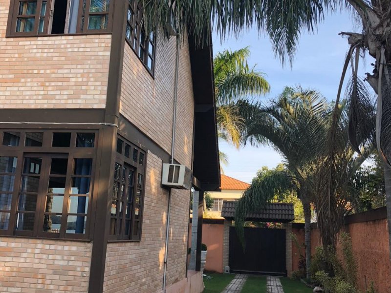Casa à venda Boqueirão com 510m² e 4 quartos por R$ 855.000 - 176381728-11-fundos-casa.jpeg