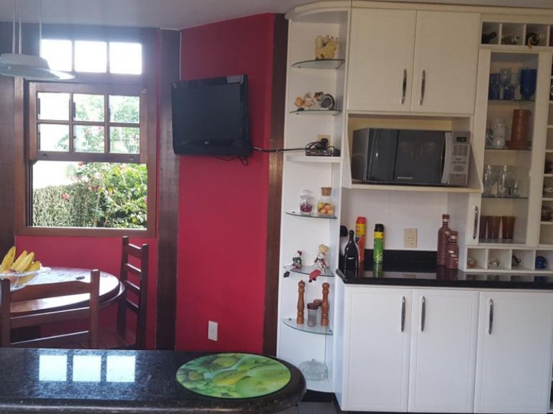 Casa à venda Boqueirão com 510m² e 4 quartos por R$ 855.000 - 1968329907-24-cozinha.jpeg