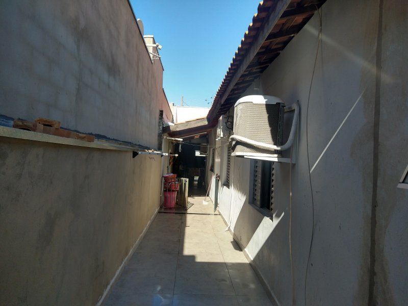 Casa à venda Jardim Santa Marta com 120m² e 2 quartos por R$ 310.000 - 1697620662-img-20220720-094926444-hdr.jpg