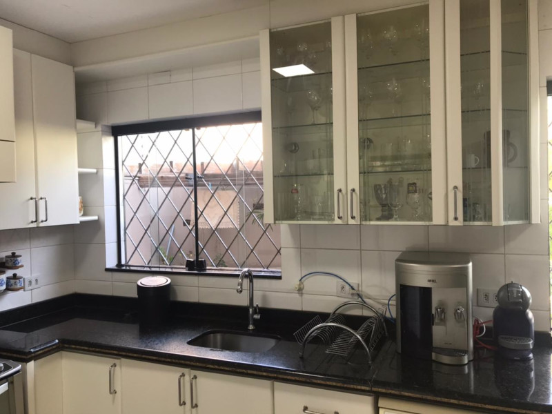 Casa à venda Jardim Lancaster com 234m² e 3 quartos por R$ 1.350.000 - cozinha-4.jpeg
