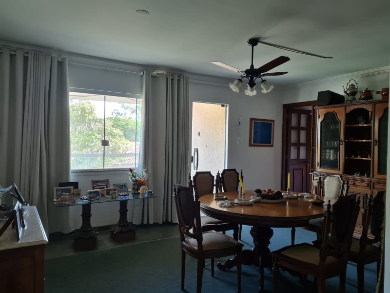 Apartamento à venda Centro com 257m² e 5 quartos por R$ 1.299.000 - 48484961-b167955e-a763-49dd-9386-68d892f61157.jpg