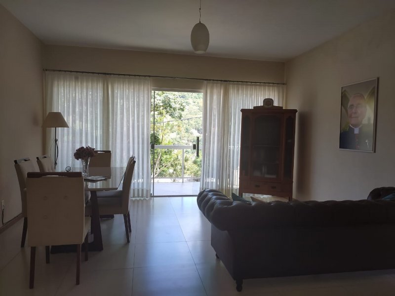 Casa à venda Centro com 342m² e 3 quartos por R$ 720.000 - 1582334280-sala-de-dois-ambientes.jpg