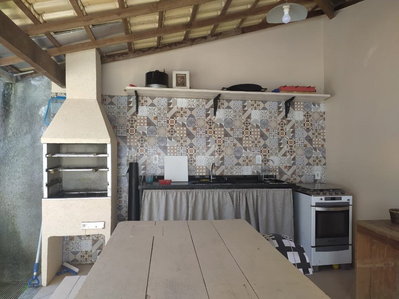 Casa à venda Centro com 342m² e 3 quartos por R$ 720.000 - 1698657914-churrasqueira.jpg