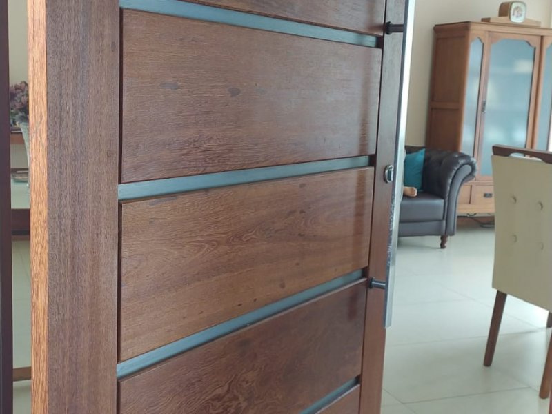 Casa à venda Centro com 342m² e 3 quartos por R$ 720.000 - 1893703665-porta-de-entrada.jpg