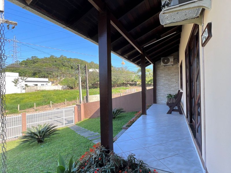 Casa à venda Nova Brasília com 800m² e 4 quartos por R$ 750.000 - 461185874-whatsapp-image-2022-07-25-at-19.jpeg