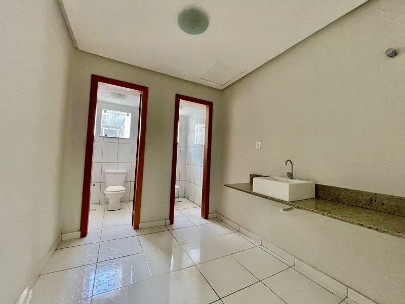 Comercial à venda Reduto com 650m² e 1 quarto por R$ 1.800.000 - 1721265388-whatsapp-image-2022-03-30-at-3.jpeg