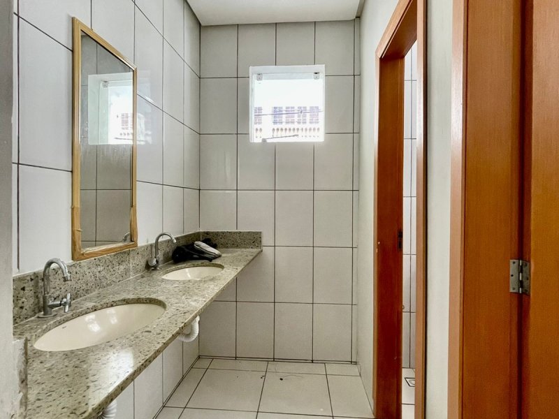 Comercial à venda Reduto com 650m² e 1 quarto por R$ 1.800.000 - 1770630594-whatsapp-image-2022-03-30-at-3.jpeg