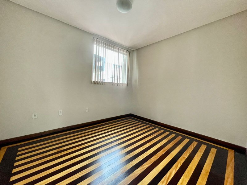 Comercial à venda Reduto com 650m² e 1 quarto por R$ 1.800.000 - 831439165-whatsapp-image-2022-03-30-at-3.jpeg