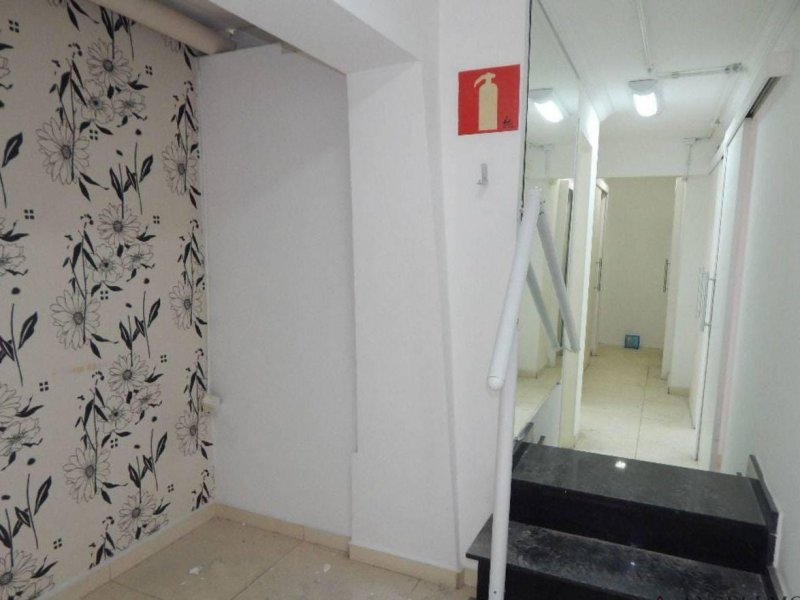 Comercial para alugar Centro com 190m² e 1 quarto por R$ 3.900 - 582370859-img-20220727-wa0088.jpg