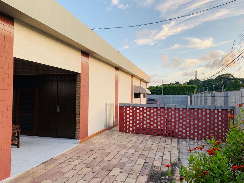 Casa para alugar Torre com 935m² e 5 quartos por R$ 14.000 - 1476073977-2827653b-793d-488b-b9d7-29e983f8ab16.jpg
