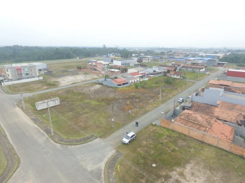 Terreno à venda Porto Grande com 240m² e 1 quarto por R$ 30.000 - 1794185408-lote-irineu-6.jpg