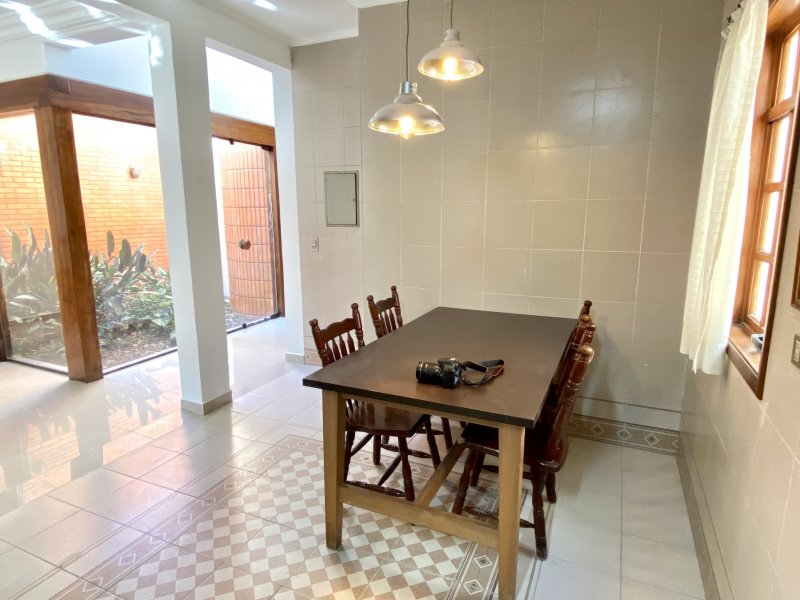 Casa à venda Cidade Vargas com 400m² e 3 quartos por R$ 1.500.000 - 2042268037-ebdbec17-dab1-4dbf-ae76-89f683195275.jpeg