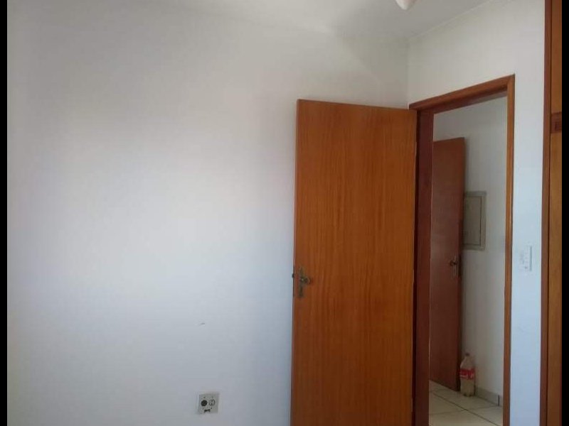 Apartamento à venda Parque Residencial Lauriano Tebar com 69m² e 2 quartos por R$ 200.000 - 4491696-img-20191015-wa0042.jpg