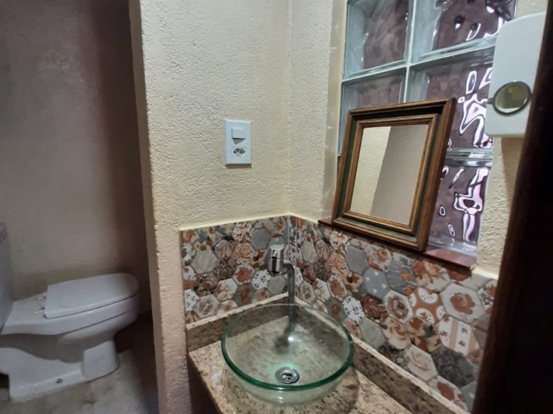 Casa à venda Centro com 120m² e 2 quartos por R$ 380.000 - 1364498286-banheiro-tucuns.jpeg