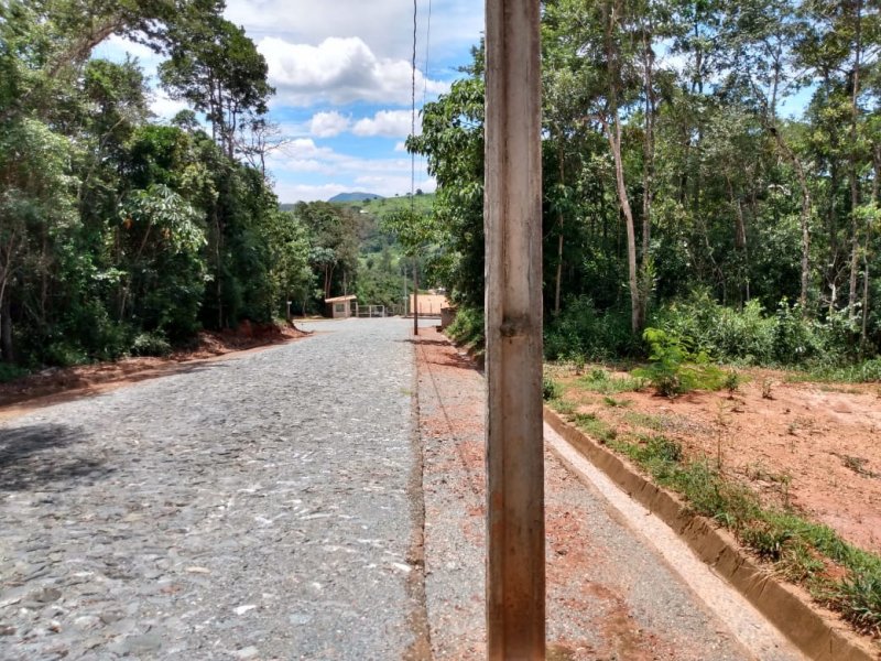 Terreno à venda Centro com 1640m² e 1 quarto por R$ 120.000 - 425298337-whatsapp-image-2022-04-26-at-12.jpeg