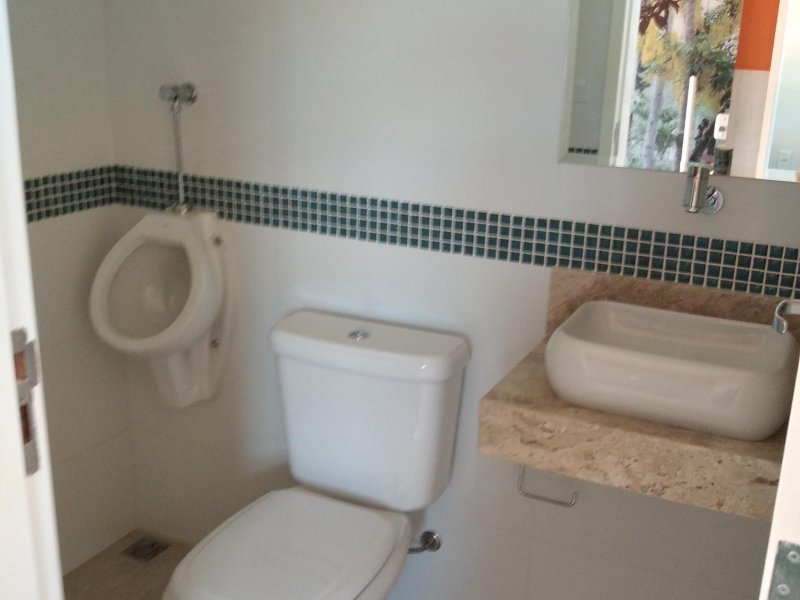 Sítio à venda Centro com 14539m² e 3 quartos por R$ 900.000 - 1435795549-14-vg-banheiro-m.jpg