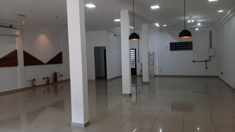 Comercial à venda Vila Bissoto com 322m² e 1 quarto por R$ 2.000.000 - 2063945144-1905.jpg