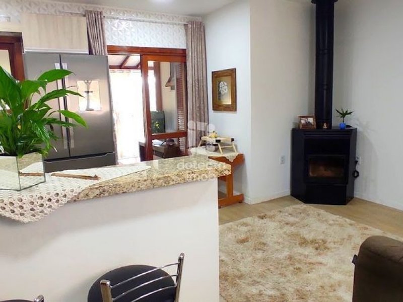 Casa à venda Menino Jesus com 411m² e 2 quartos por R$ 800.000 - 1499424099-95d73e4a-691e-4b01-8693-721fb2777d65.jpg