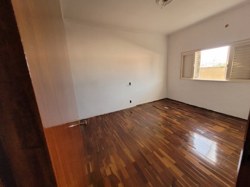 Casa à venda Centro com 273m² e 3 quartos por R$ 500.000 - 408122588-20220602-084325.jpg