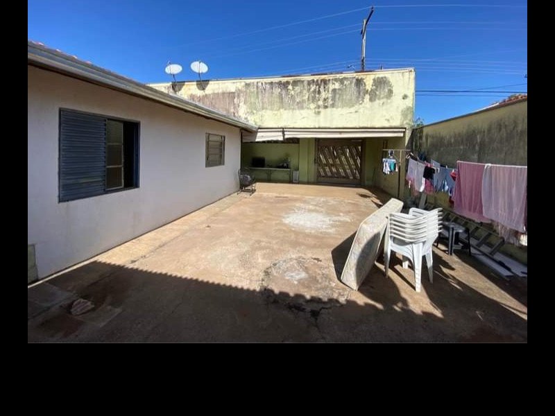 Casa à venda Parque Santa Felicia Jardim com 169m² e 5 quartos por R$ 320.000 - 850643188-inbound1455474809439841128.jpg