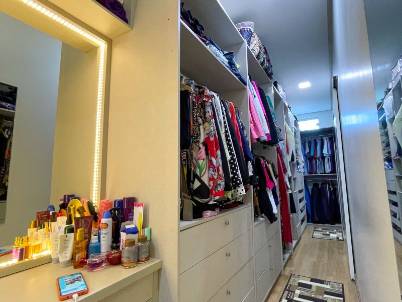 Casa de condomínio à venda Centro com 468m² e 4 quartos por R$ 1.960.000 - 1295227092-img-0550.jpg
