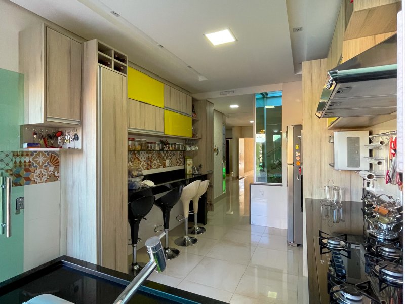 Casa de condomínio à venda Centro com 468m² e 4 quartos por R$ 1.960.000 - 288812251-img-0554.jpg
