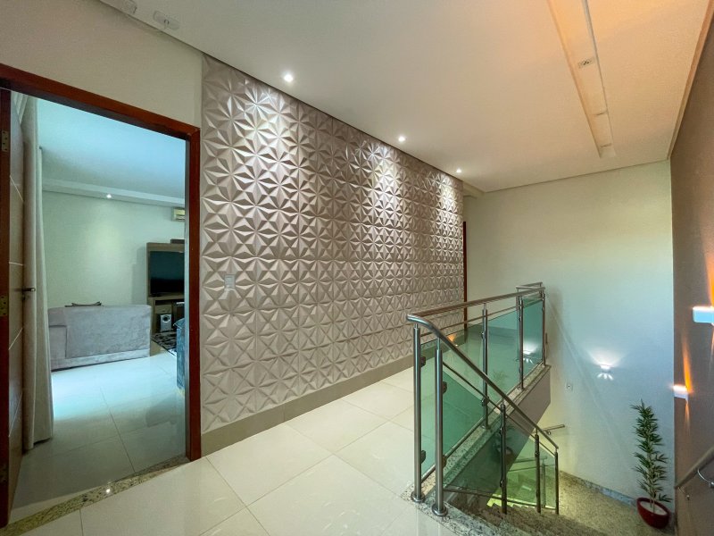 Casa de condomínio à venda Centro com 468m² e 4 quartos por R$ 1.960.000 - 403391626-piso-superior.jpg