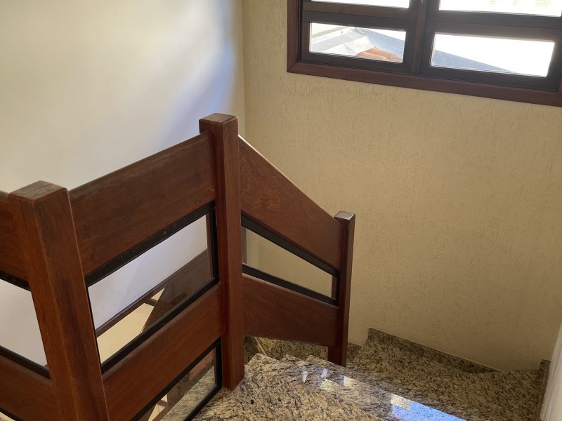 Casa à venda Alto Ipiranga com 200m² e 4 quartos por R$ 575.000 - 1295204919-b5233cde-bd03-4d94-a0d9-dd5551a42873.jpeg