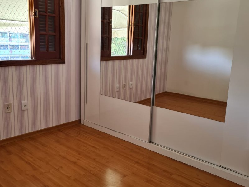 Casa à venda Alto Ipiranga com 200m² e 4 quartos por R$ 575.000 - 797240099-3c1aa37d-7017-4cb2-aa15-9fa784519299.jpeg