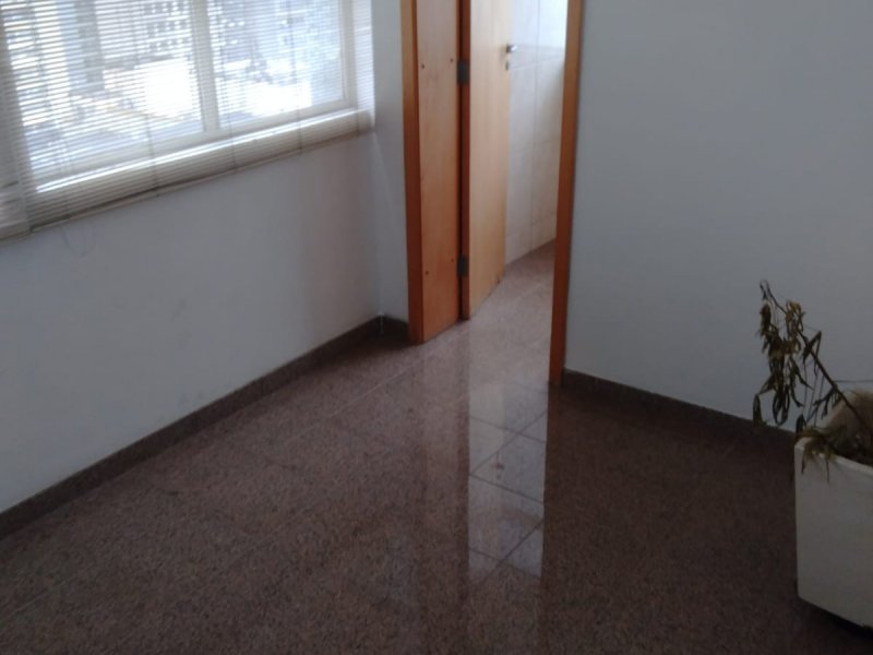 Comercial à venda Centro com 46m² e 1 quarto por R$ 220.000 - 529447150-img-20220718-wa0018.jpg