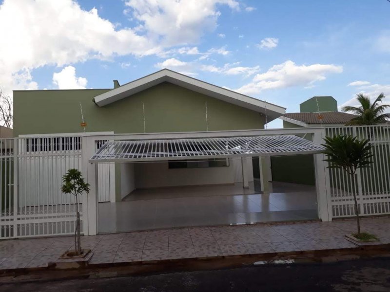 Casa de condomínio à venda Centro com 400m² e 4 quartos por R$ 950.000 - 1077339786-img-20190514-wa0082.jpg