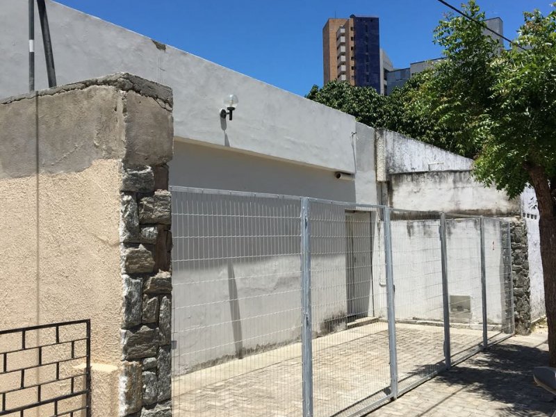 Comercial à venda Aldeota com 200m² e 1 quarto por R$ 580.000 - 317743255-4.jpeg