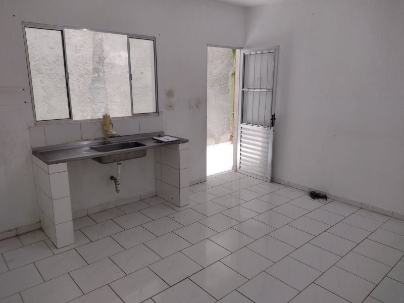 Casa para alugar Centro com 50m² e 2 quartos por R$ 700 - 874033225-whatsapp-image-2022-08-02-at-15.jpeg