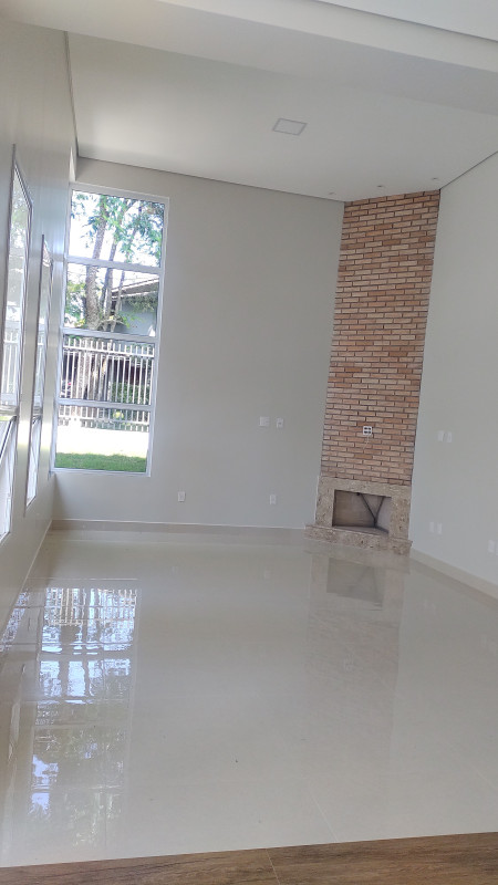 Casa de condomínio à venda Granja Cristiana com 165m² e 3 quartos por R$ 990.000 - 351649929-16688793196806573131349921462083.jpg