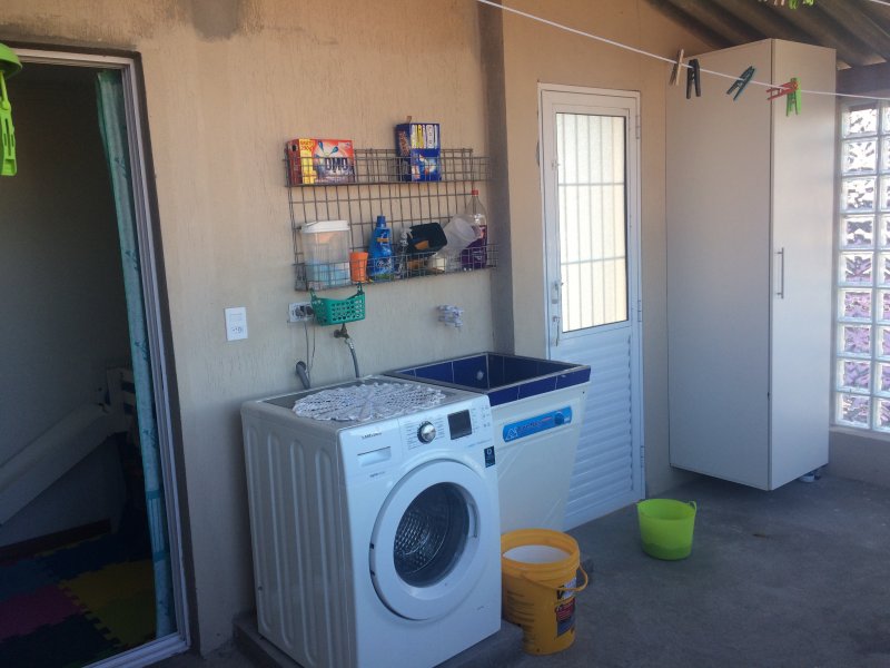 Casa à venda Jardim Umarizal com 115m² e 3 quartos por R$ 450.000 - 1308339308-lavanderia2.jpeg