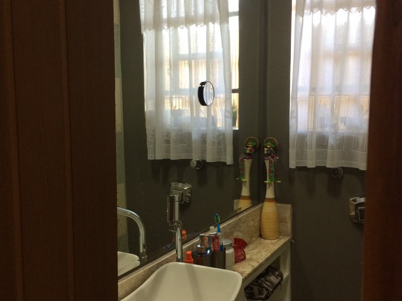 Casa à venda Jardim Umarizal com 115m² e 3 quartos por R$ 450.000 - 1724807329-lavabo.jpeg