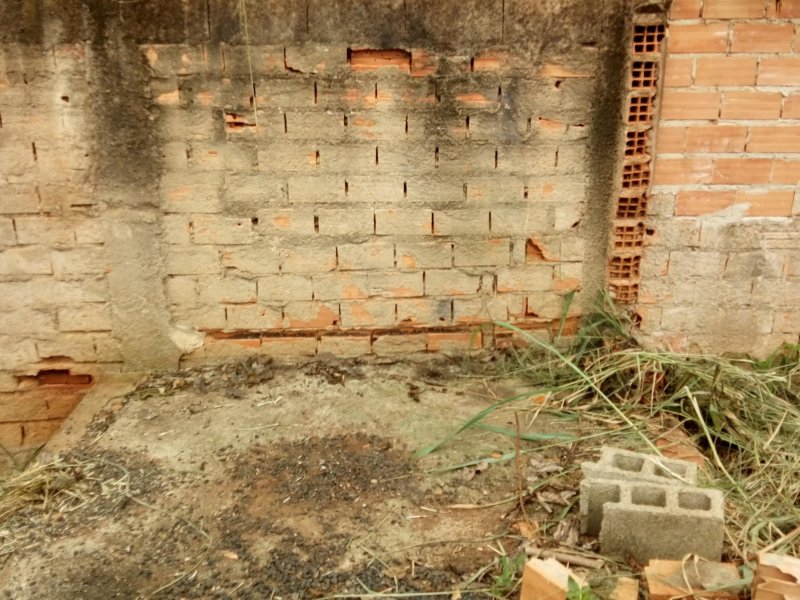 Terreno à venda Jardim Anhangüera com 136m² e 1 quarto por R$ 185.000 - 572691862-20181122-083116.jpg