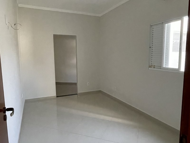 Casa à venda Centro com 127m² e 2 quartos por R$ 298.000 - 501425795-4c240ec6-5e90-41c0-b86d-48d2afdce015.jpeg