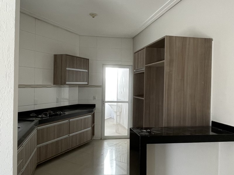Casa à venda Centro com 127m² e 2 quartos por R$ 298.000 - 885394022-c022ff7f-7883-405c-89a1-fbd6218d4f85.jpeg