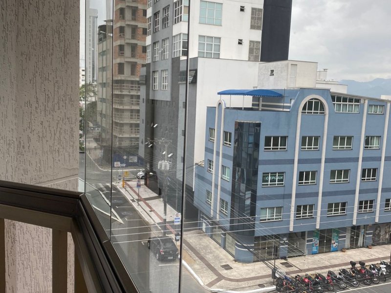 Apartamento para alugar Centro com 82m² e 2 quartos por R$ 3.200 - 316759732-sacadaa.jpeg