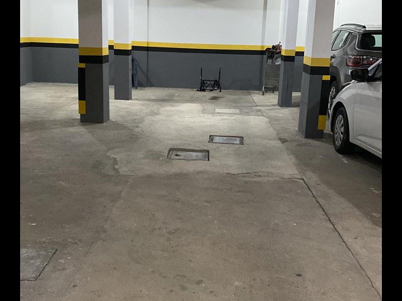Apartamento para alugar Centro com 82m² e 2 quartos por R$ 3.200 - 846657424-garagem.jpeg