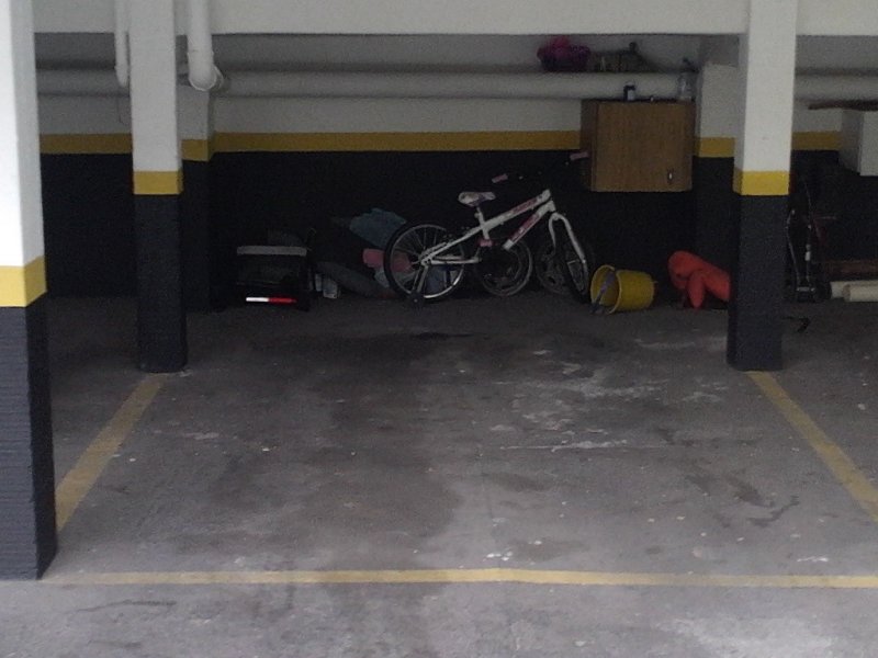 Apartamento à venda Mercês com 80m² e 3 quartos por R$ 450.000 - 1456697807-garagem.jpg