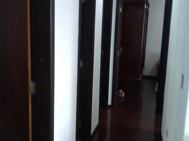 Apartamento à venda Mercês com 80m² e 3 quartos por R$ 450.000 - 73764169-corredor.jpg