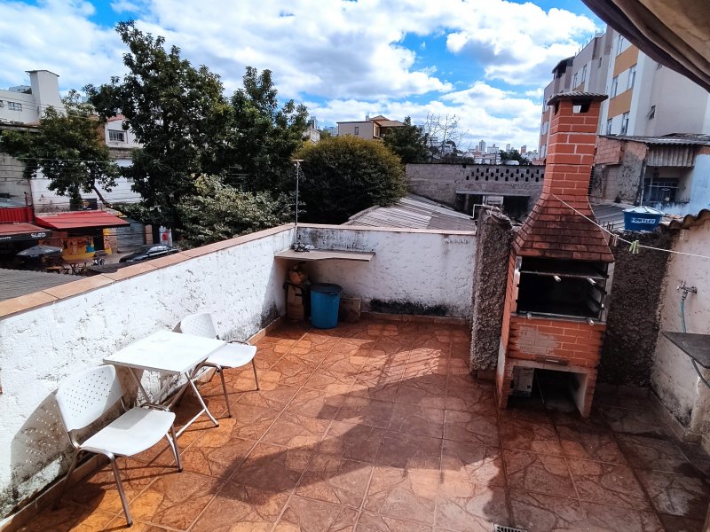 Casa à venda Sagrada Família com 211m² e 4 quartos por R$ 747.000 - 1817656377-img-20220710-131642.jpg