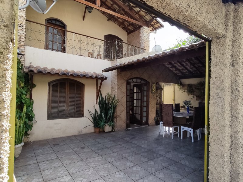 Casa à venda Sagrada Família com 211m² e 4 quartos por R$ 747.000 - 473085741-img-20220710-133007.jpg