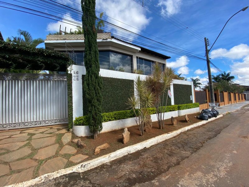 Casa à venda Taguatinga Norte (Taguatinga) com 450m² e 4 quartos por R$ 1.600.000 - 1393764490-16242039-5415-4606-8d8b-d98c08fb22fc.jpeg