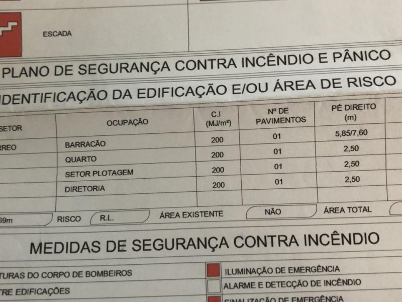 Comercial à venda Colônia Rio Grande com 804m² e 1 quarto por R$ 1.900.000 - 1042582616-barracao2.jpeg